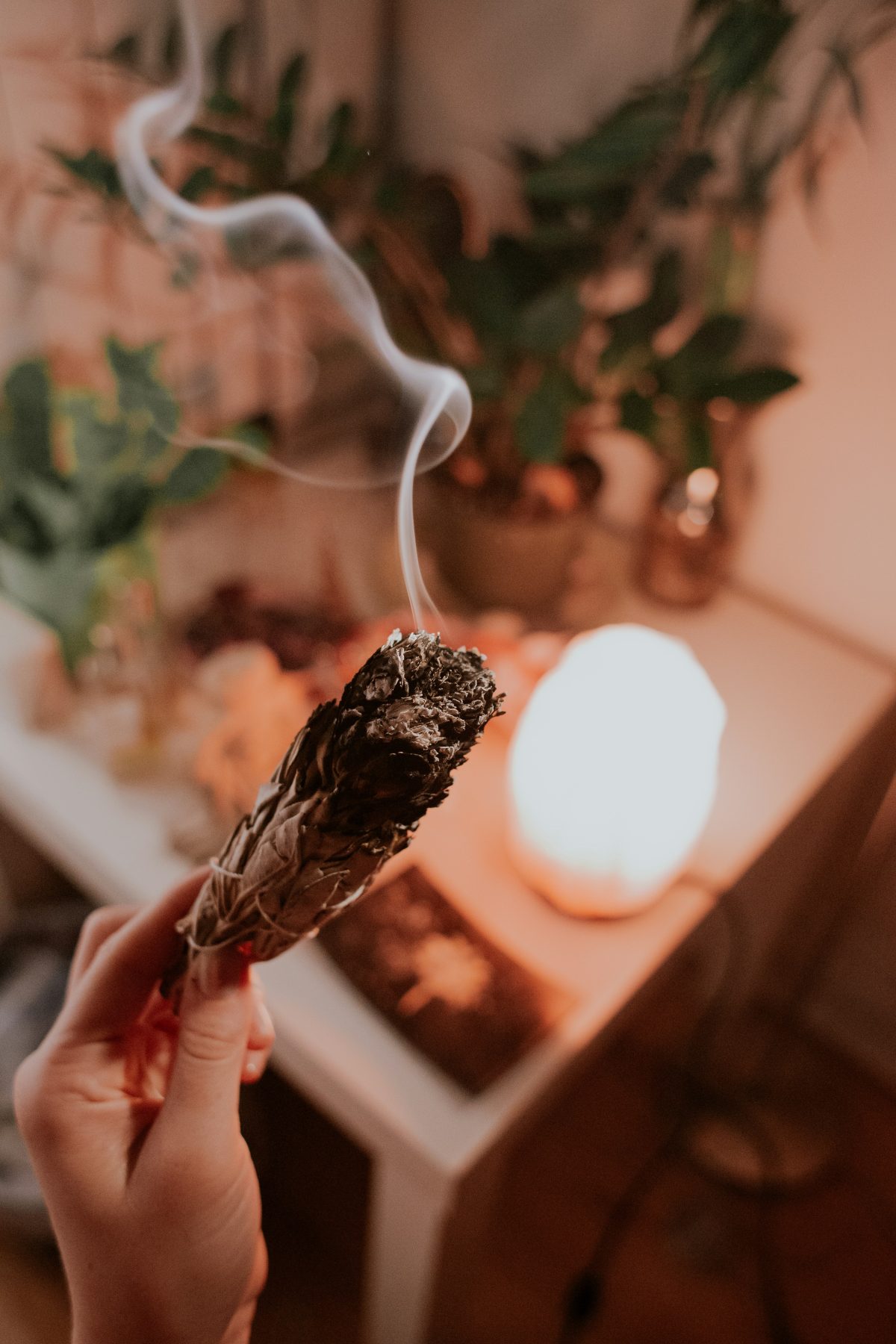 10 Questions to Ask a Love Psychic Before Your Reading