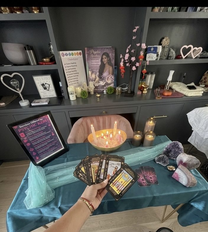 Tarot card reading for clarity after a breakup with psychic Keri in Houston